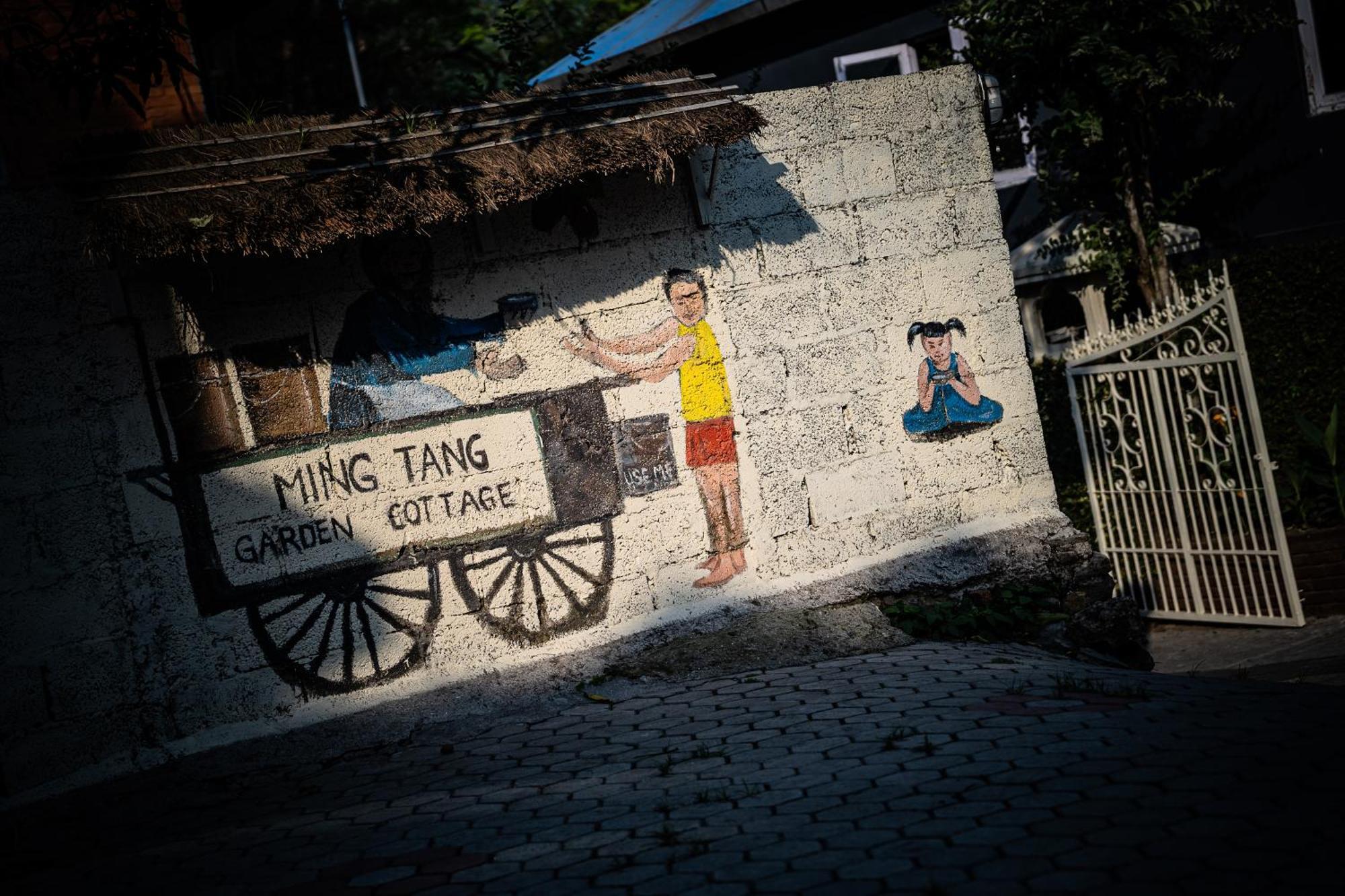 Mingtang Garden Cottage 名堂花园度假屋 Pokhara Exterior foto