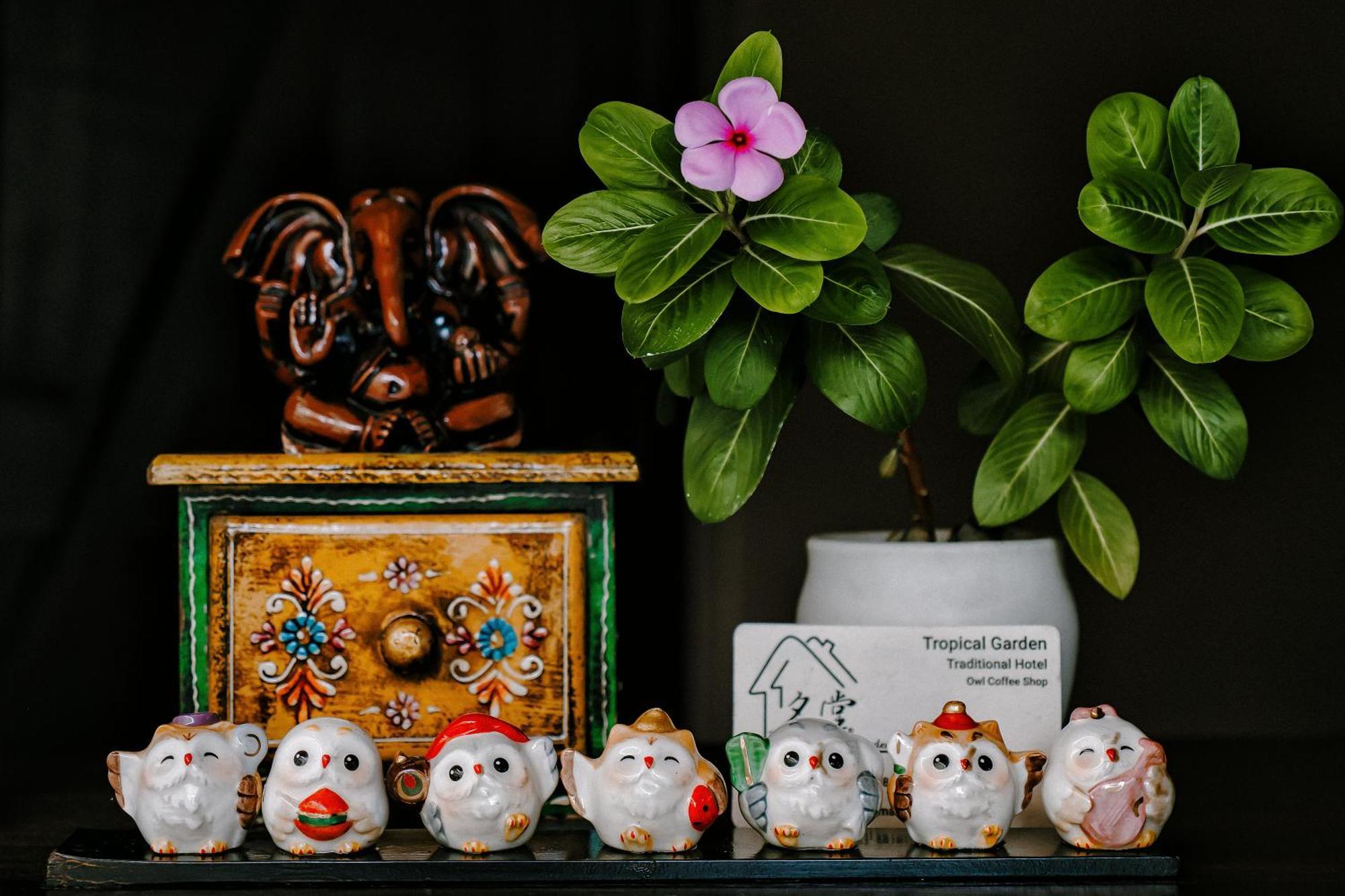Mingtang Garden Cottage 名堂花园度假屋 Pokhara Exterior foto